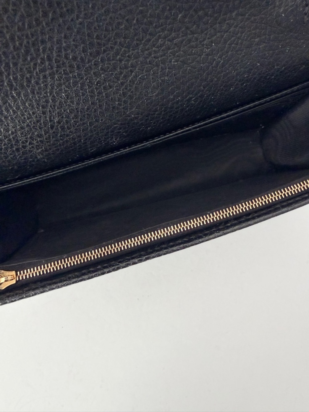 Gucci Soho Leather Chain Wallet Crossbody Black Gold Hardware - Picture 10 of 13